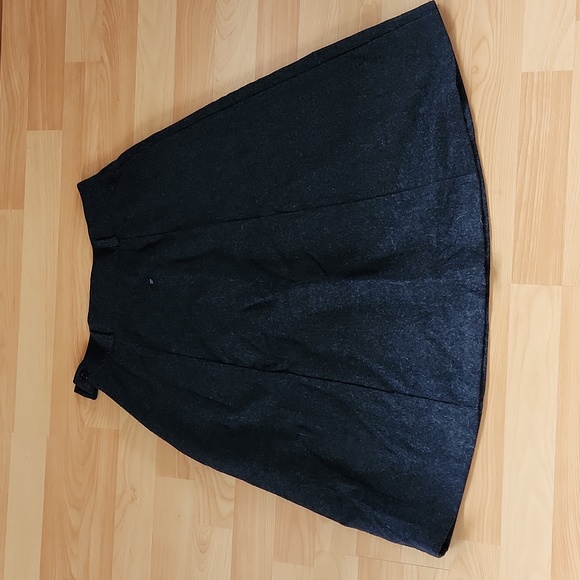 Wool skirt | 11 - Picture 1 of 5